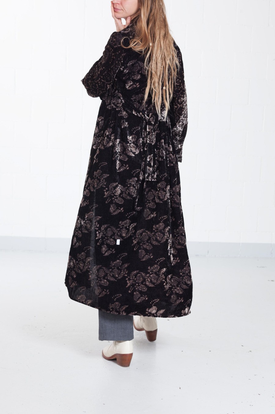 Obidi Bhutan Velvet Kimono Online