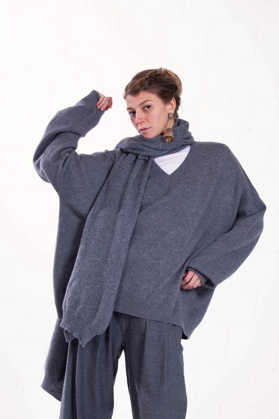 By Adushka Melange Grey V-Neck Cashmere Sweater Wholesale