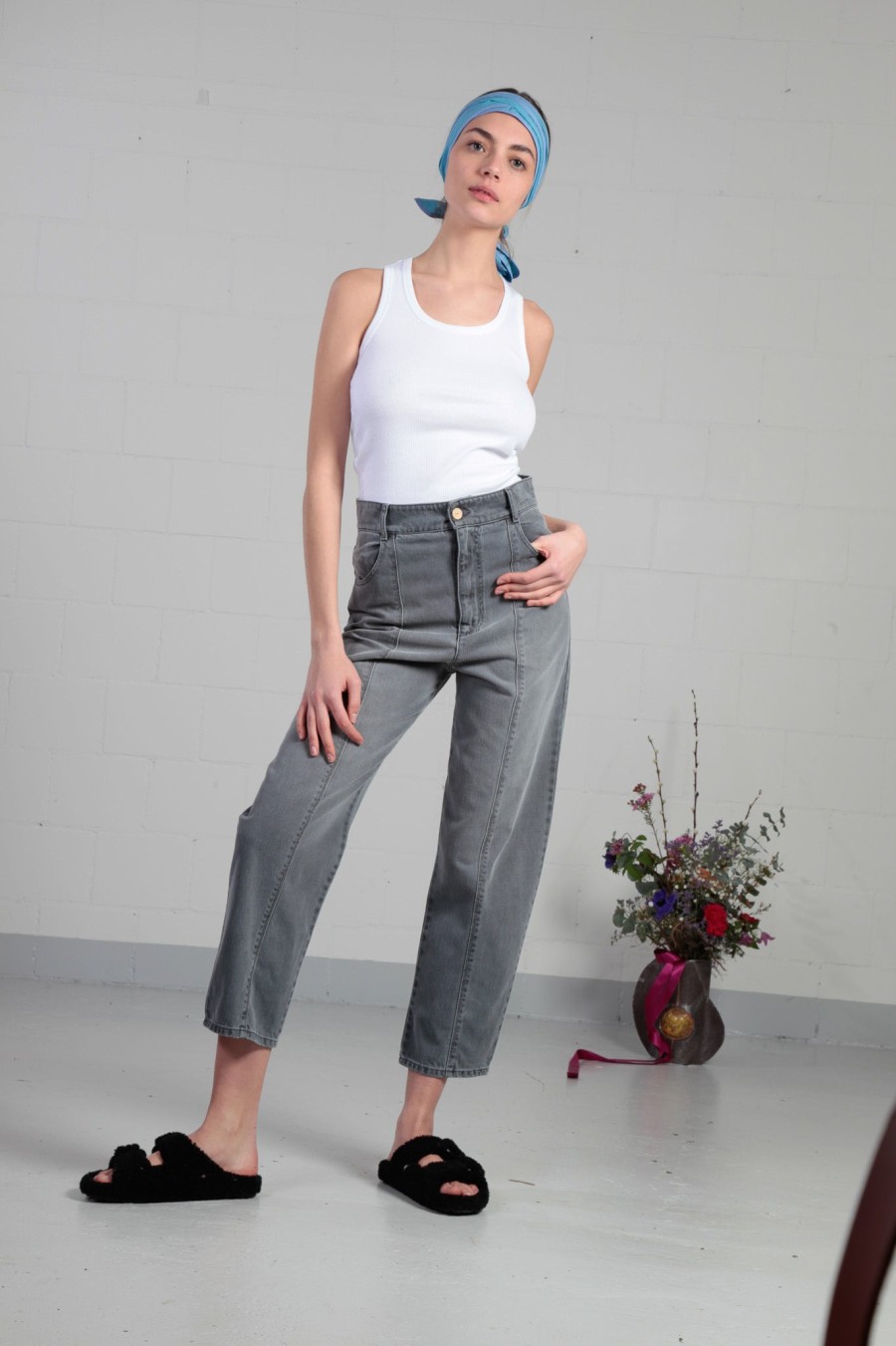 Happy Haus Happy Haus Le Pantalon Fleur In Gris New