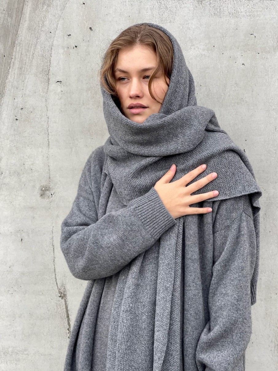 ByAdushka Melange Grey Cashmere Scarf Online