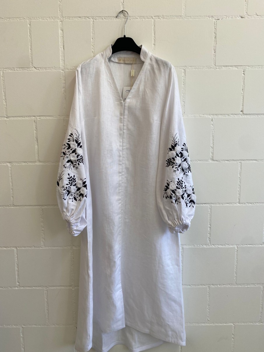 Belle Ikat Belle Ikat Alea Hand-Embroidered Linen Dress Hot